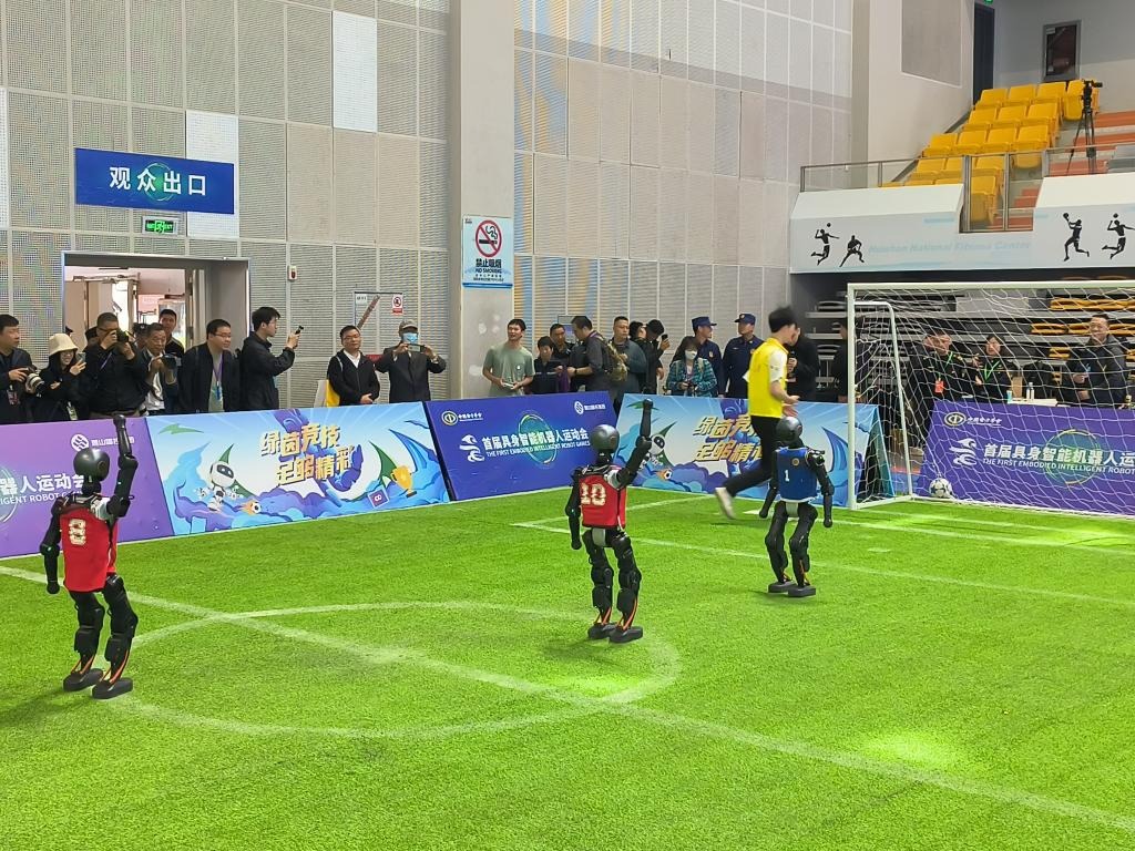 2006 全能战士：阿方索·索里亚诺达成单季“40 轰、40 盗”壮举